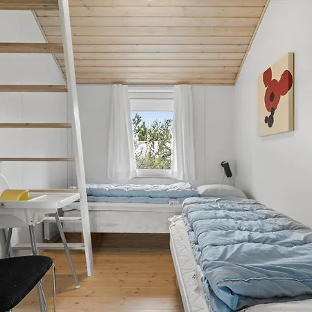 6623-hvide-sande-bilbergsvej-18 펜션 Bjerregård